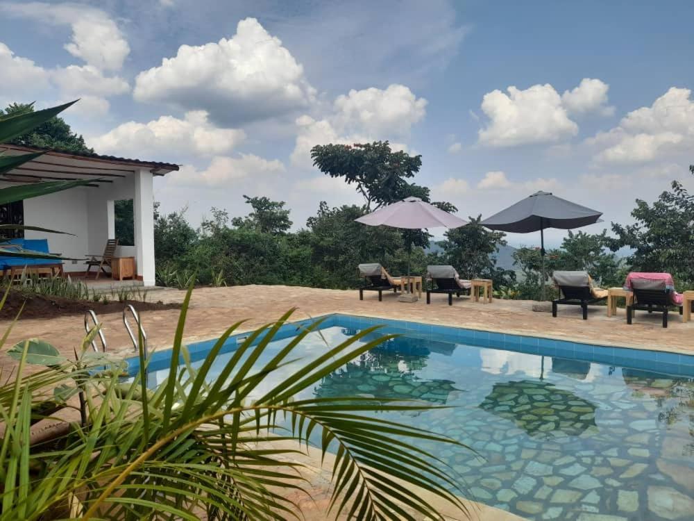 Isunga Lodge Kibale National Park Exterior foto